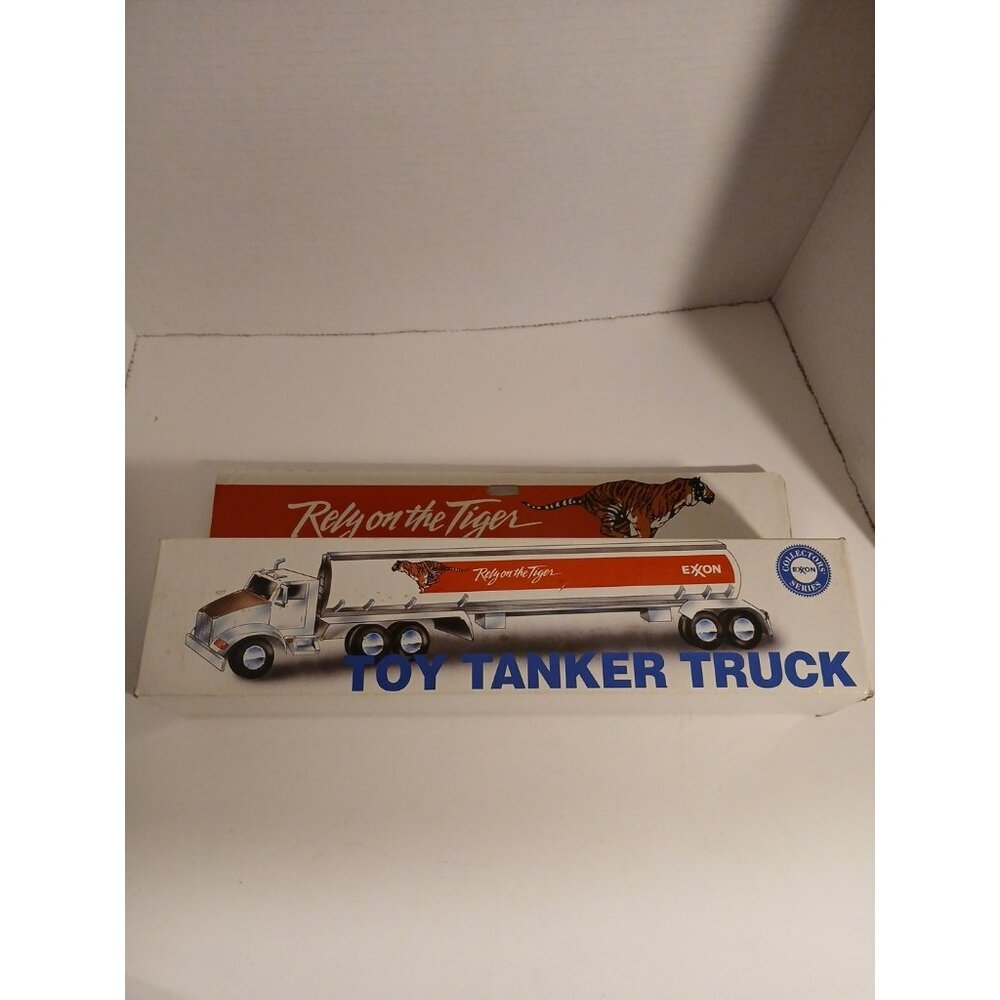 Vintage 1993 Exxon Toy Tanker Truck Rely On The Tiger T6
